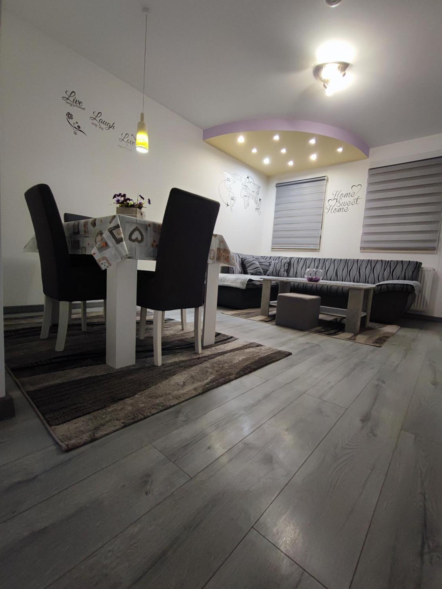Stan Na Dan Apartman Krisfil Prnjavor Ngoại thất bức ảnh