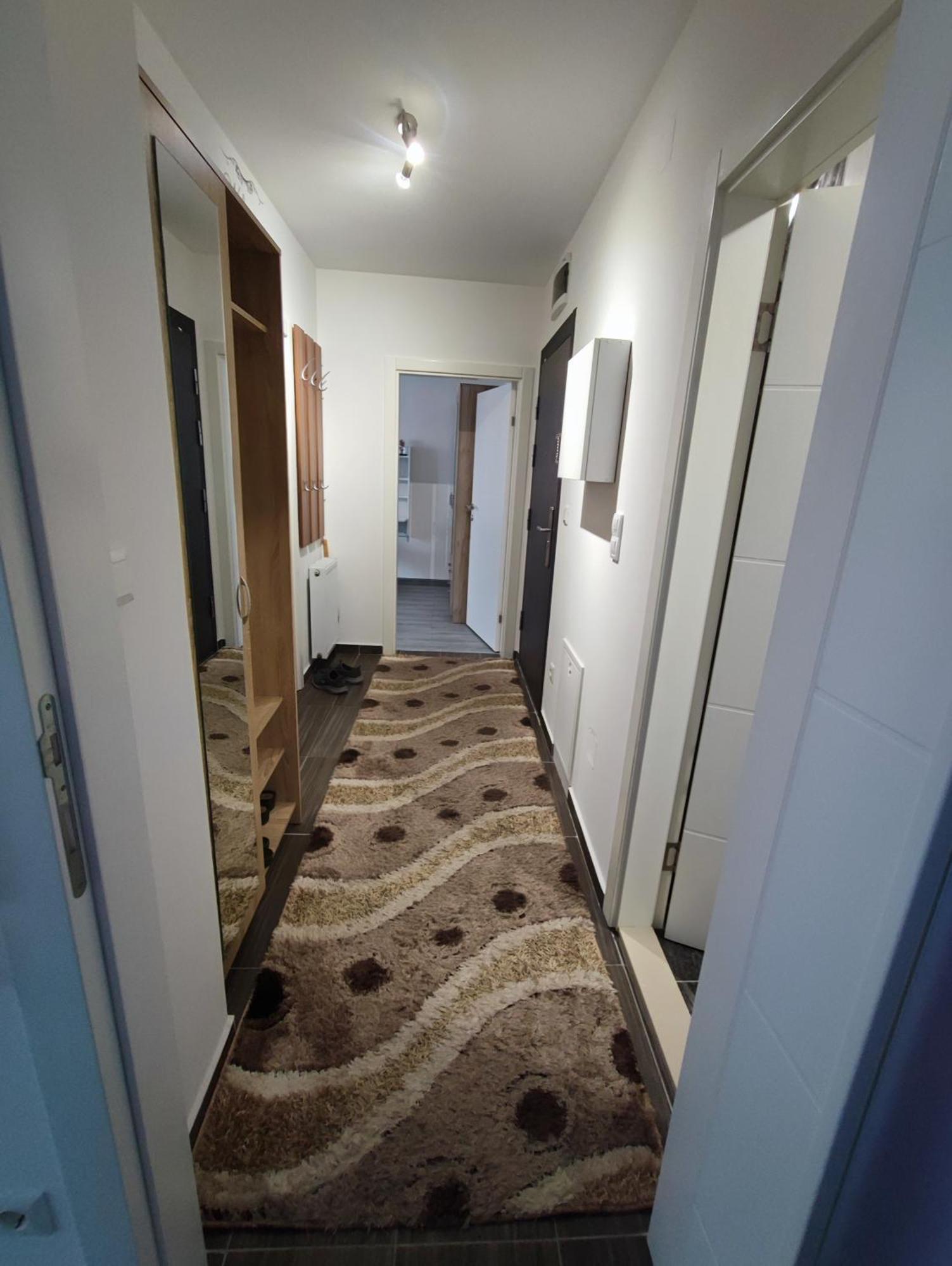 Stan Na Dan Apartman Krisfil Prnjavor Ngoại thất bức ảnh